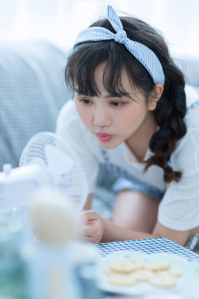 村长用力挺进她的花苞啥电视